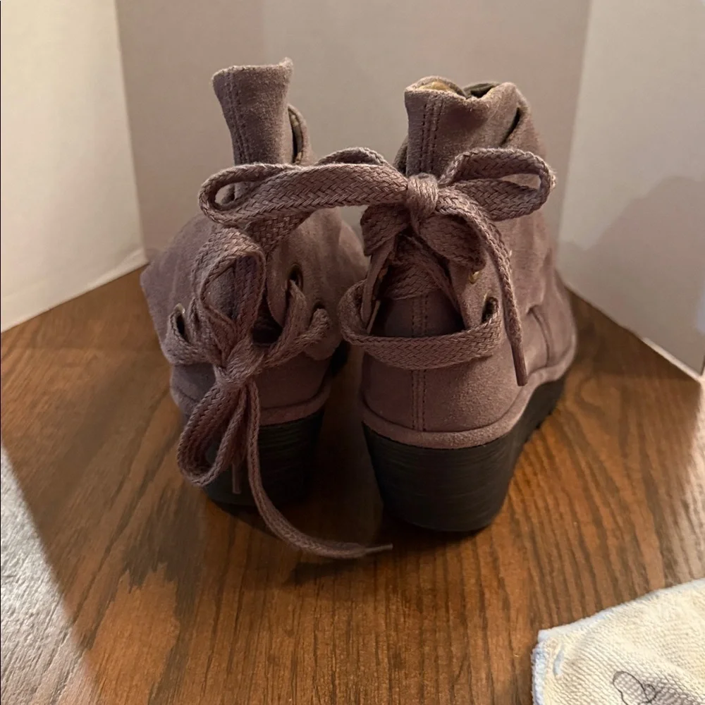 Fly London gray Suede Yama Wedge Ankle Bootie. Eu size 39. US size 8-8.5
